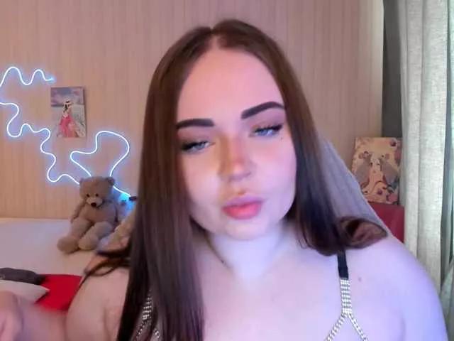 MishaLips on BongaCams 