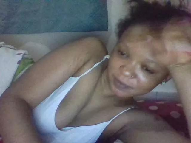 Miss-riri on BongaCams 