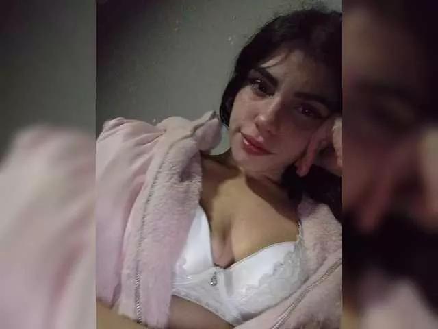 Mitsurikanroji on BongaCams 