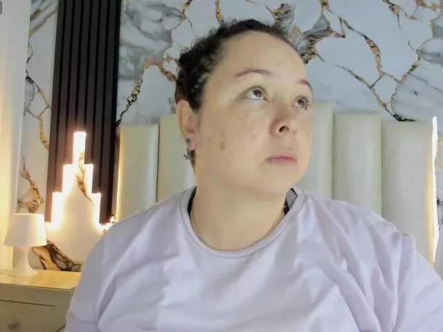 mollieblue69 on BongaCams 