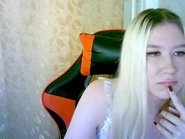 MollyMo on BongaCams 