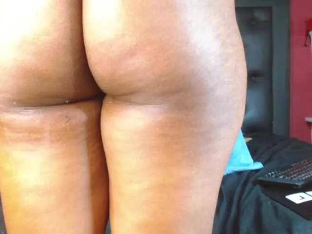 Mollys-Charm777 on BongaCams 