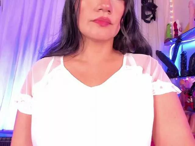moly2510 on BongaCams 