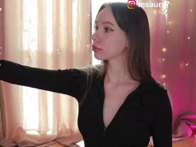 MsAura on BongaCams 