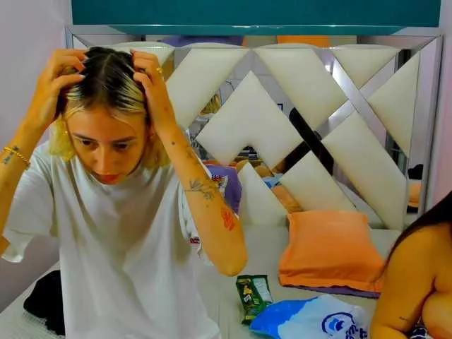 NathyAndEmily on BongaCams 