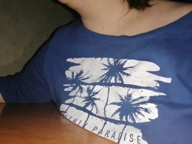 Nendia on BongaCams 