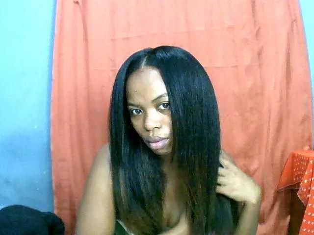 Niainahh on BongaCams 