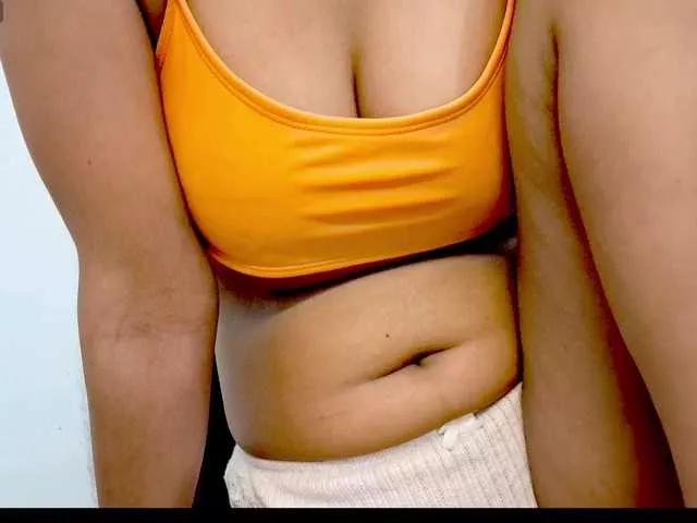 Nidhilove on BongaCams 