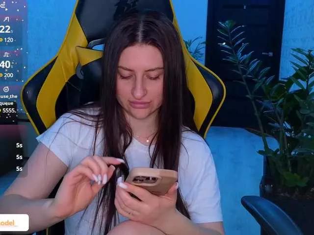 NikaMusic on BongaCams 