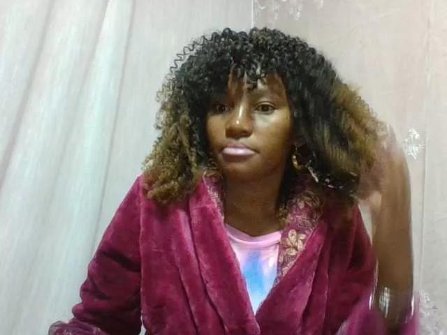 NoeLah on BongaCams 