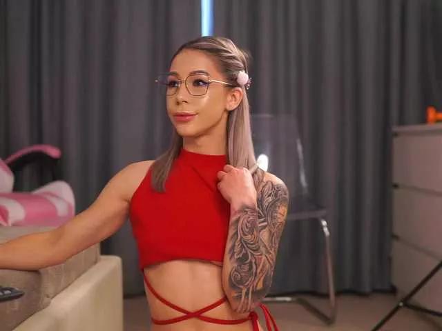 NyrobiNova on BongaCams 