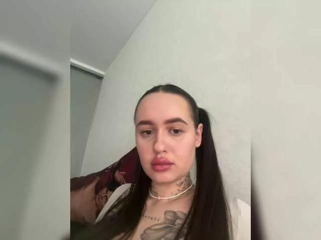 OriginalHOOLi on BongaCams 