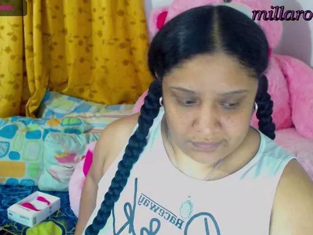 PandoraDreams on BongaCams 