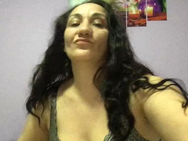 paula19801 on BongaCams 