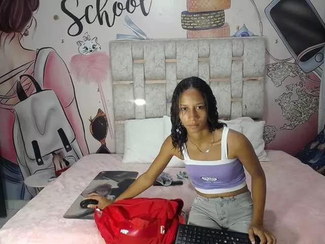 paulina-evans on BongaCams 