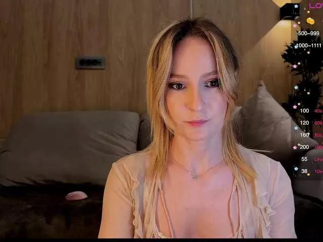 Peeach on BongaCams 