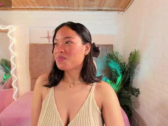 penelope-tay on BongaCams 