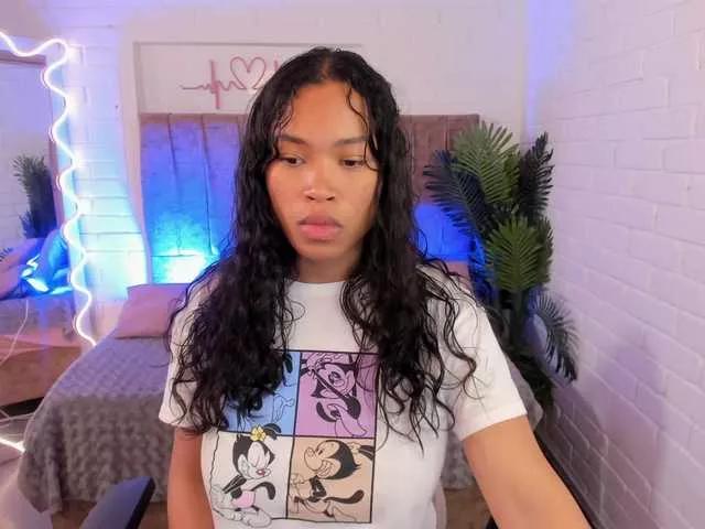 penelope-tay on BongaCams 