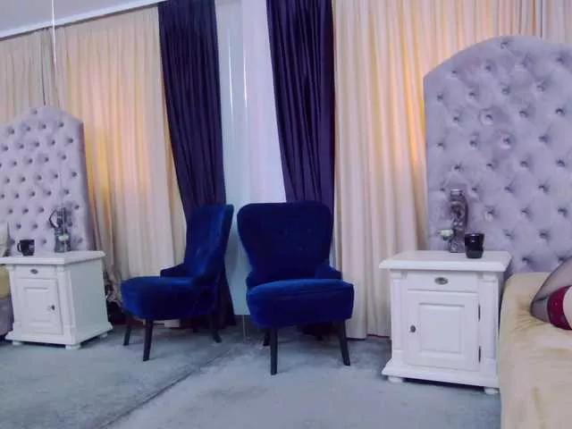 PenelopeLynnx on BongaCams 