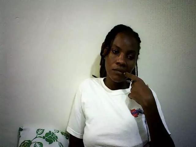 Pierra77 on BongaCams 