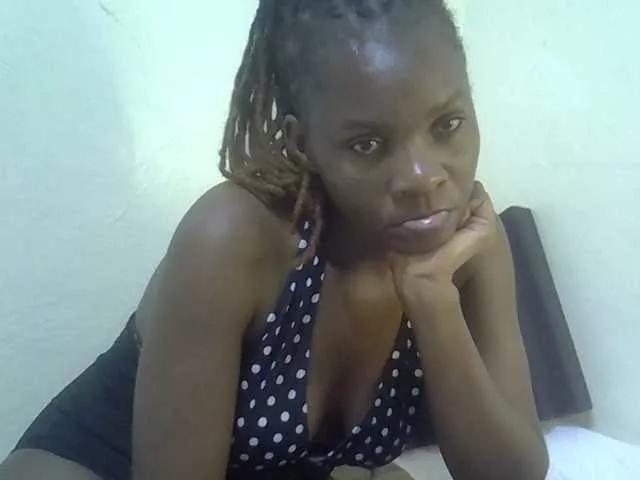 Pierra77 on BongaCams 