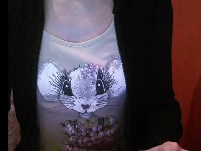 Poxotlivaya40 on BongaCams 