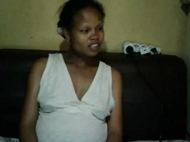 Pussy01lips on BongaCams 