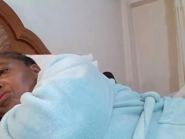 pussylips53 on BongaCams 