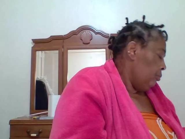 pussylips53 on BongaCams 