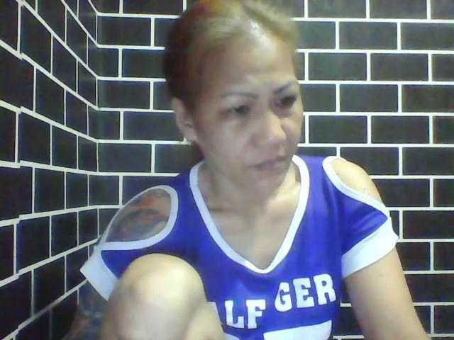 Rarra on BongaCams 