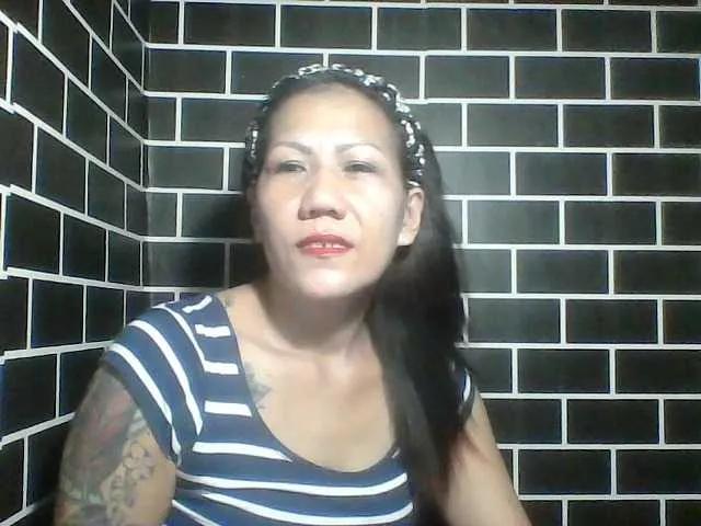 Rarra on BongaCams 