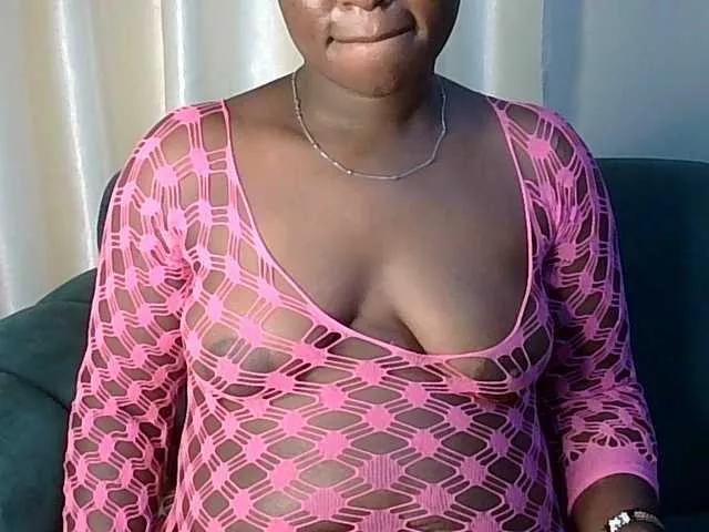 reemwonder on BongaCams 