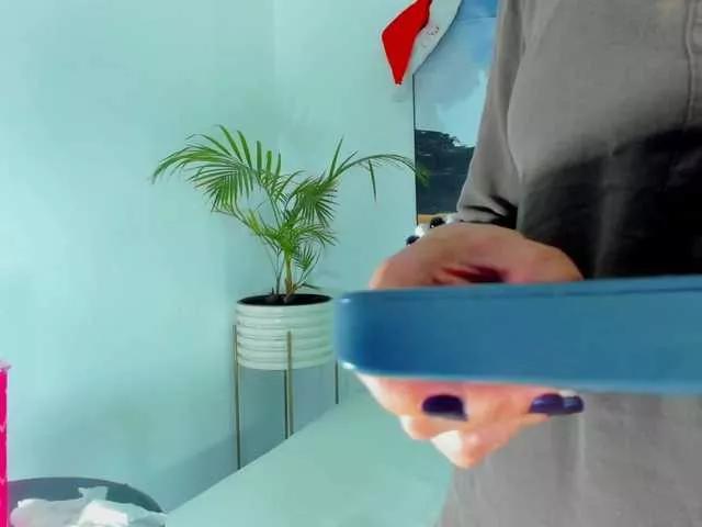 Renata-Saenz on BongaCams 