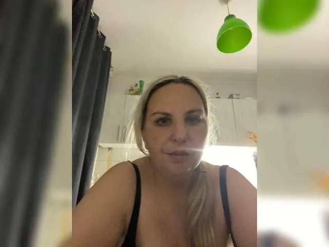 Roksi-8 on BongaCams