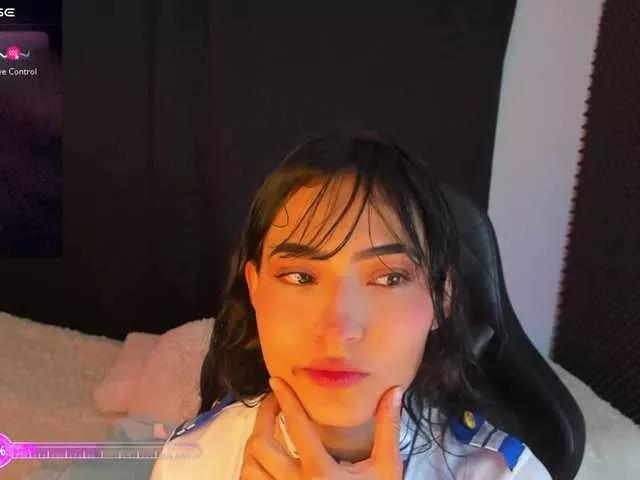 Rosario215a on BongaCams 