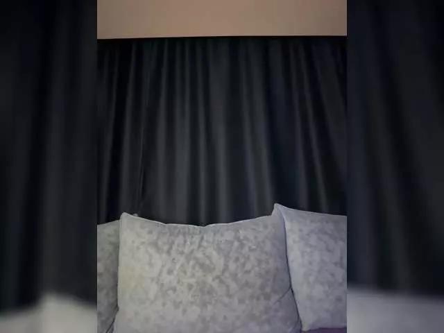 Sara- on BongaCams 