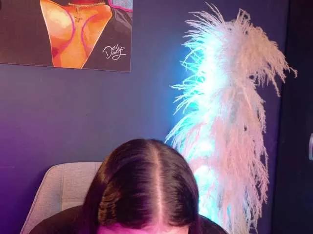 Sarah2Colliins on BongaCams 