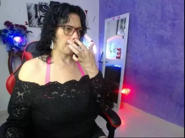 SaraSmith2 on BongaCams 