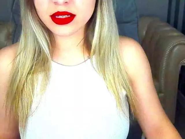SashaBlooms on BongaCams 