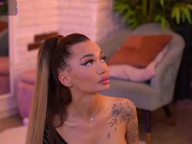 SashaFerrera on BongaCams 