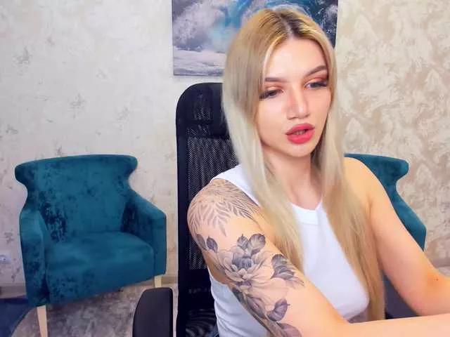 SelenaMoonlight on BongaCams 