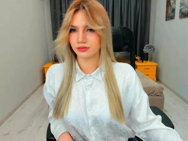 SelenaMoonlight on BongaCams 