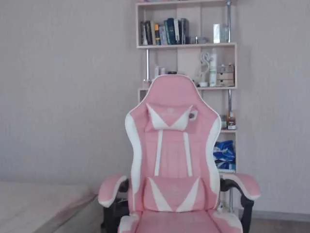 Sensetive-Mary on BongaCams 