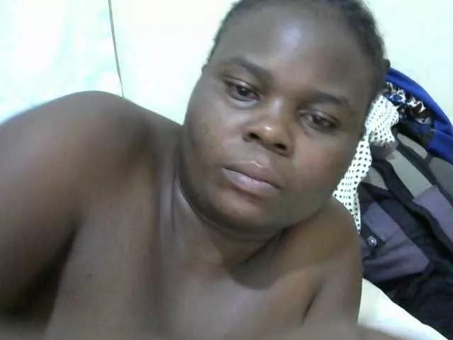 Sexycandy2 on BongaCams 