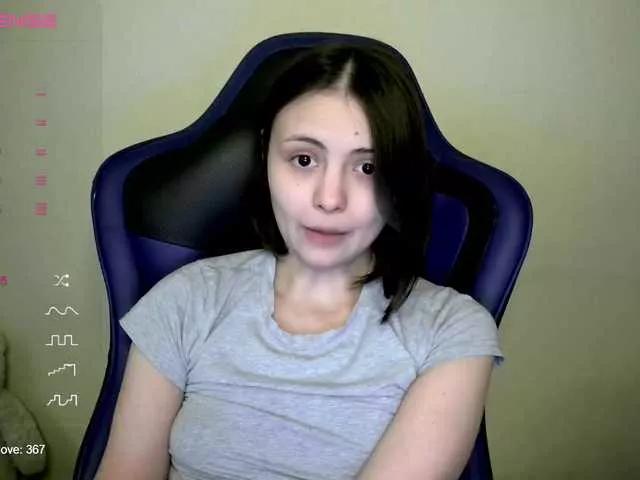 SilverSaya on BongaCams 