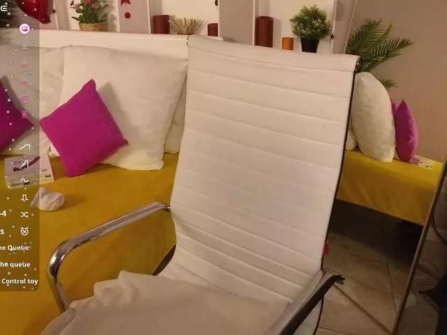 snezhqueen on BongaCams 