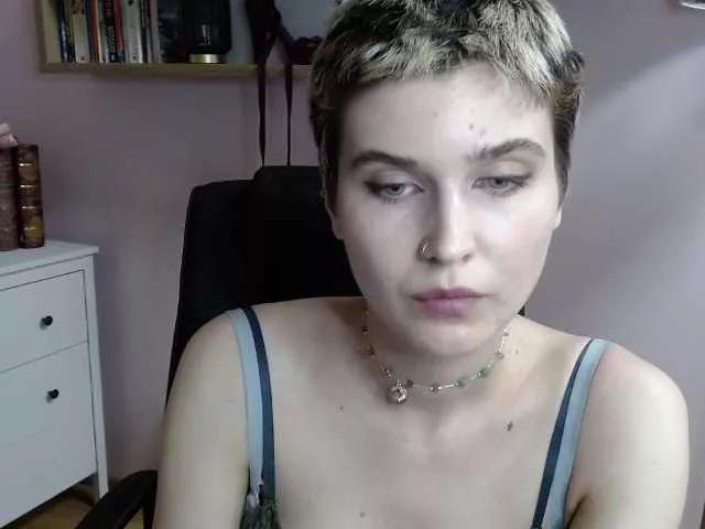 soft-sarah on BongaCams 