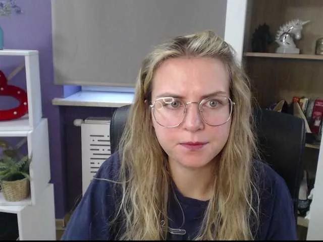 soft-zoey on BongaCams 