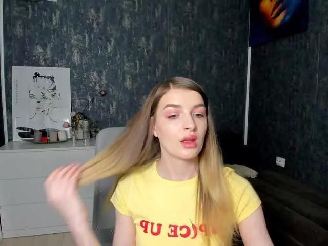 Sophie-Dr3am on BongaCams 