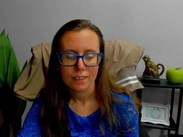 sparkleLizzy on BongaCams 